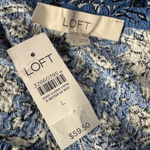 LOFT Large Top Floral Puff Sleeves Stretch Square Neck Crinkle Fabric Blue White - Picture 6 of 7